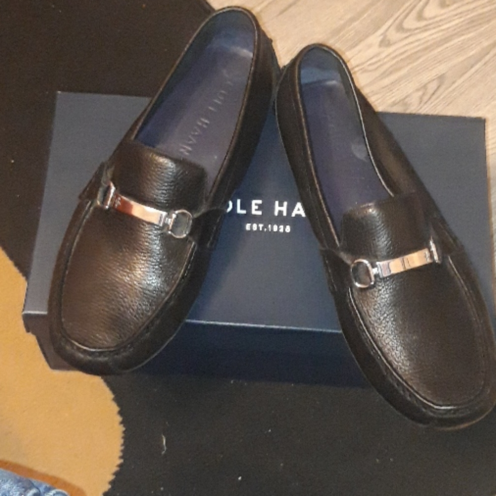 Shoe